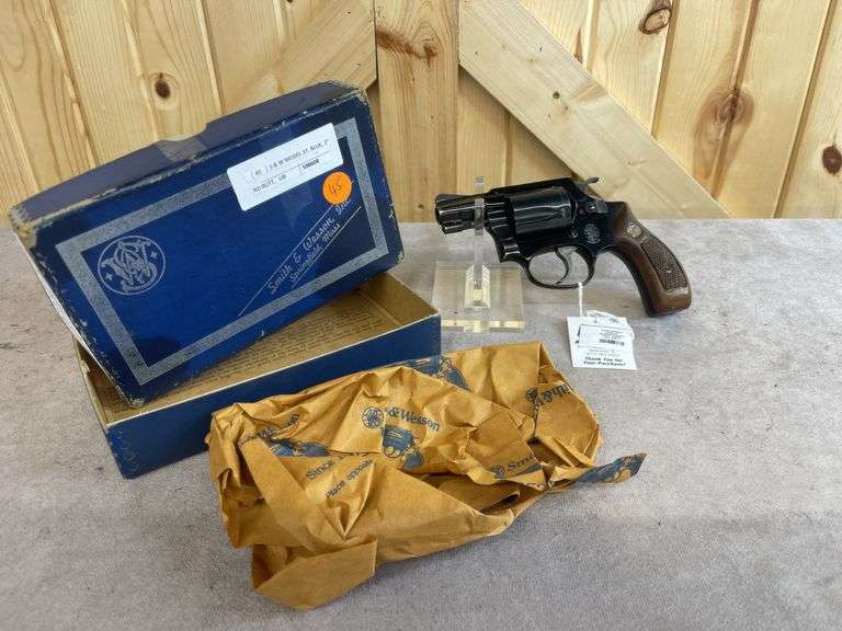 S&W Model 37 Airweight .38 Special DA Revolver image