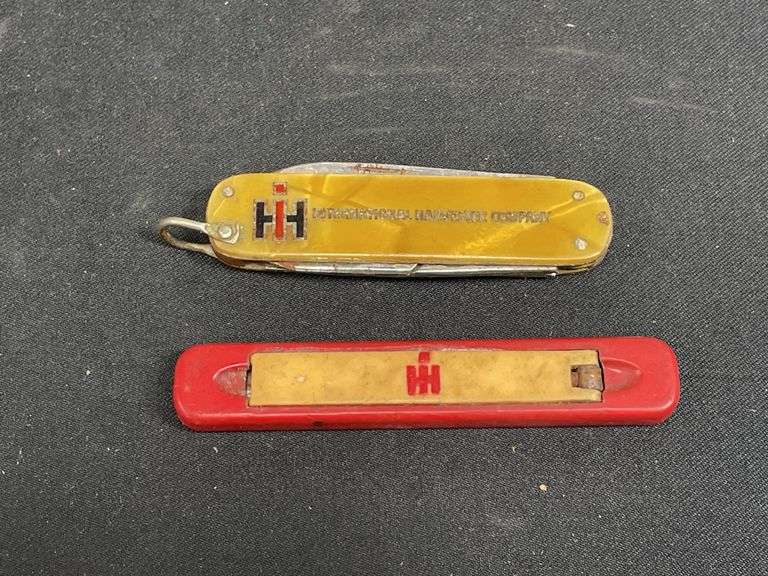 (2) IH Knives image