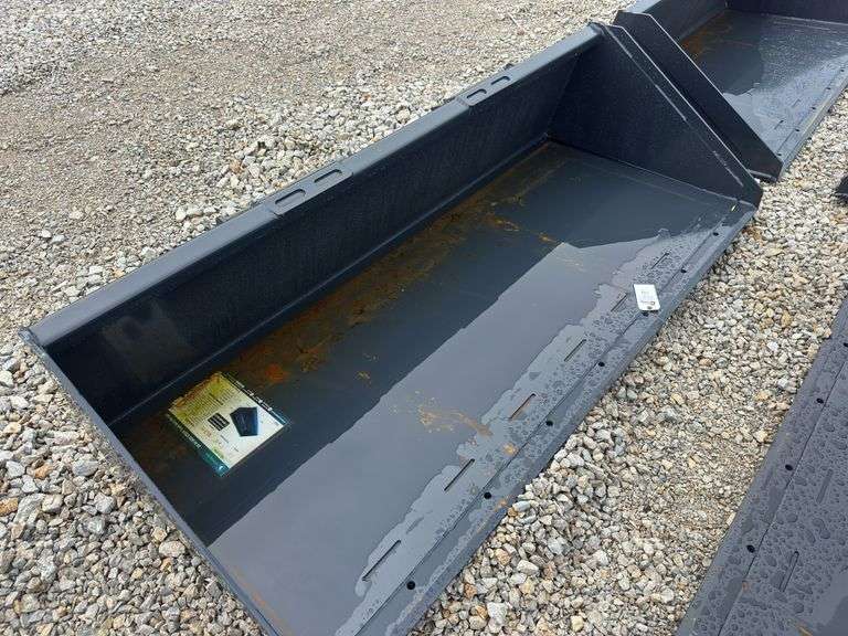 84" Track Duty Bucket