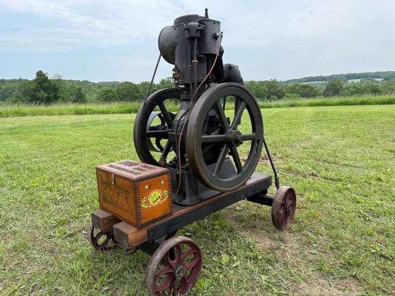 Root and Vandervoort 4hp Air Cooled Engine image