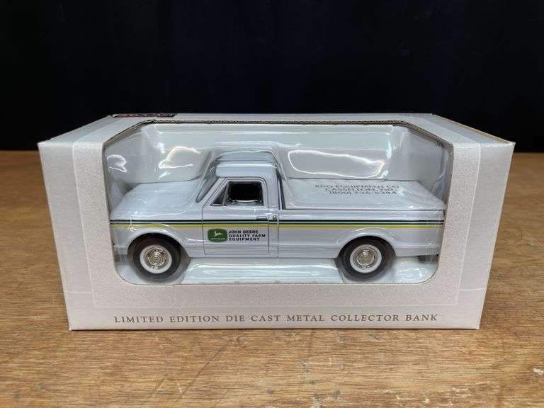 1/25 John Deere Chevy Dealer Pickup Bank NIB SC image