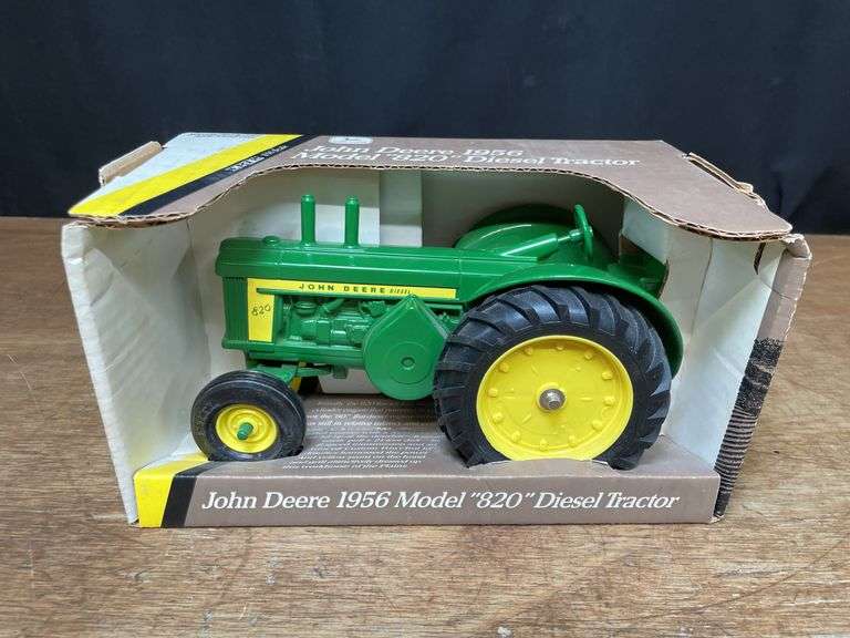 1/16 John Deere 820 NIB Ertl image