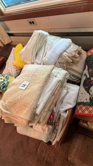 Assorted Linens