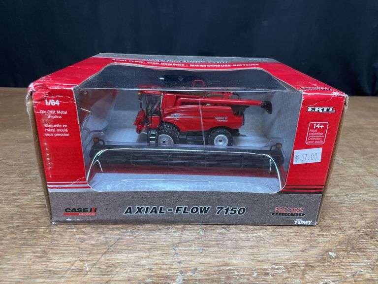 1/64 Case-IH 7150 Combine Prestige NIB Ertl image