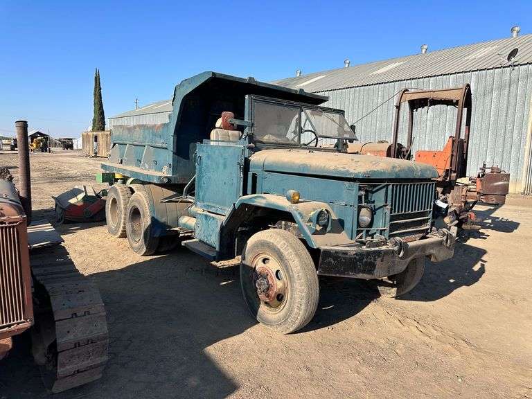 Army 2-1/2 Ton 6X6 Dump Truck image