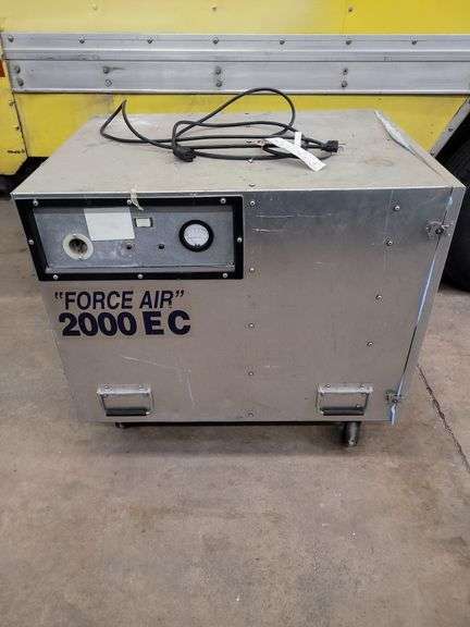 Force Air 2000 EC Air Scrubber..