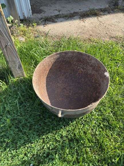 Cast Iron Pot