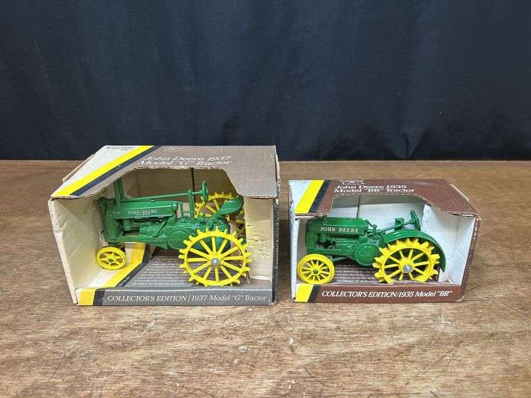 (2) 1/16 John Deere G + BR Collector NIB Ertl image