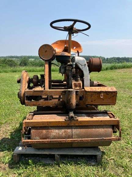 Antique Toro Greens Roller