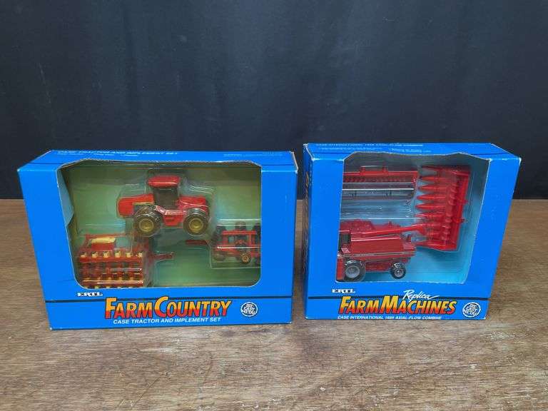 (2) 1/64 Case-IH 1666 Combine + Farm Set NIB Ertl image