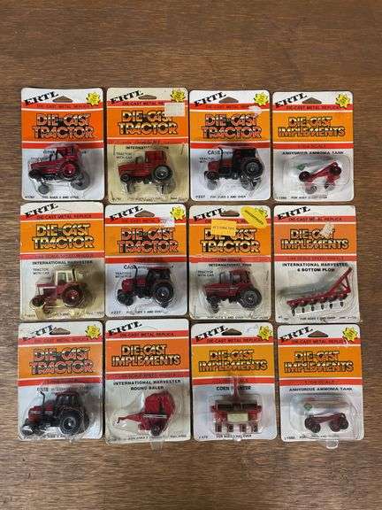 (12) 1/64 IH + Case-IH NIB Ertl image