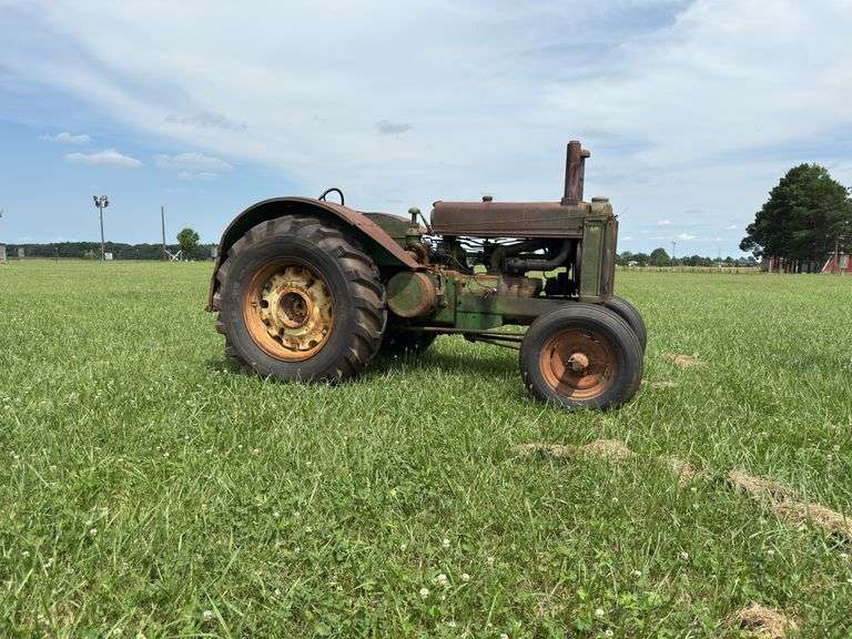 John Deere Model AR image