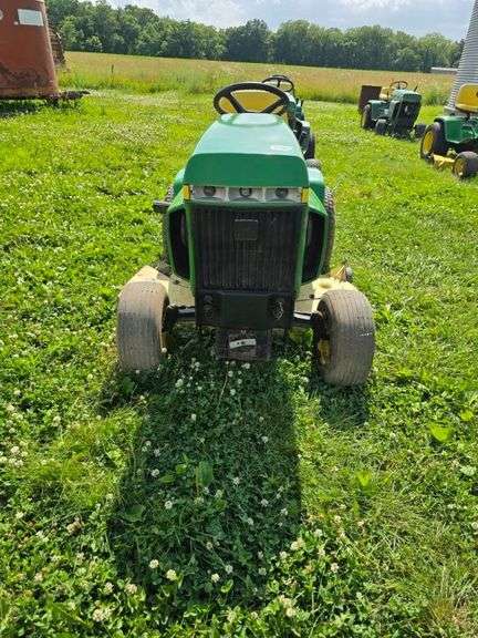 John Deere 300