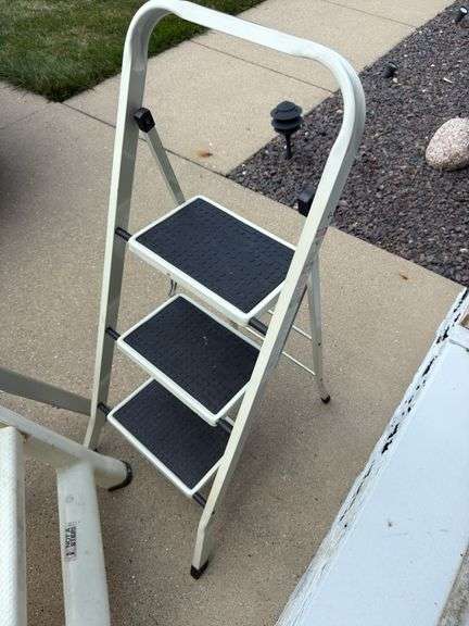3 Ladders