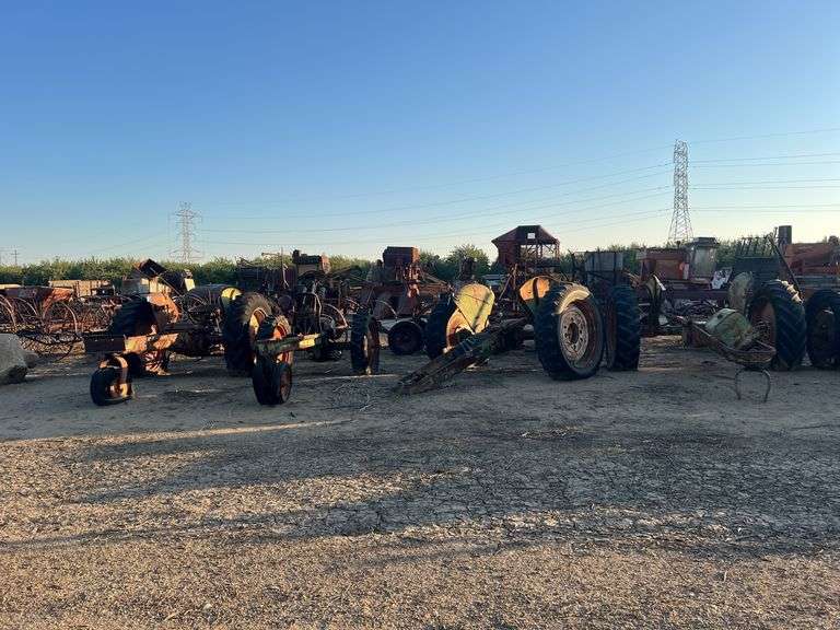 4 Oliver Parts Tractors image