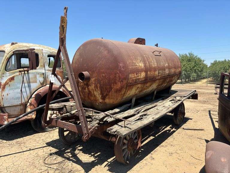 Propane Tank on Wagon image