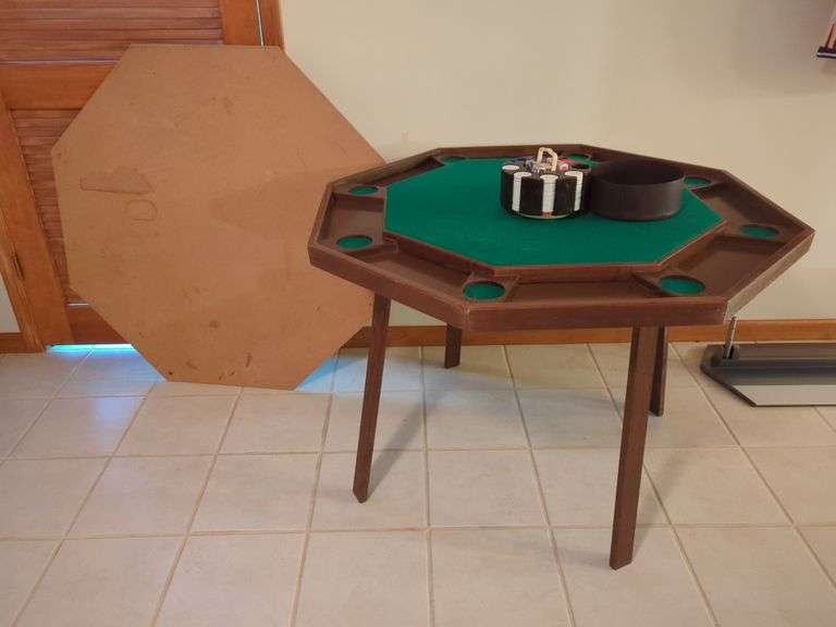 Foldable Poke Table with Top - 42" image