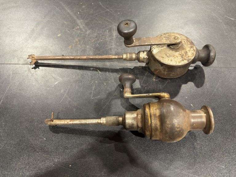 Two Valve Grinders image