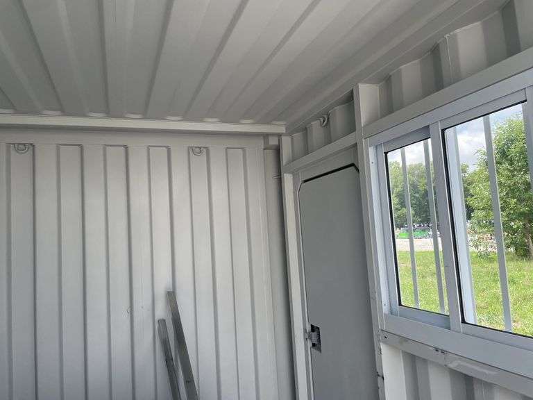 10 FT small shipping container