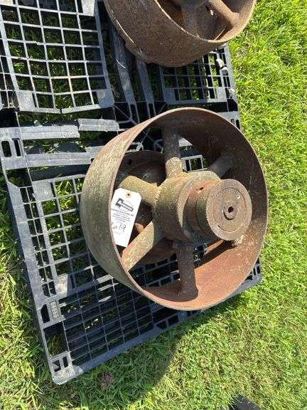 Field Brundage 18" Pulley image