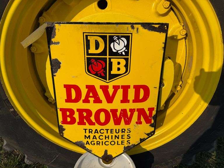 Porcelain French David Brown Sign image