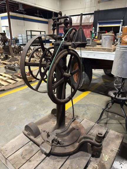 Foot Powered Treadle Machine image