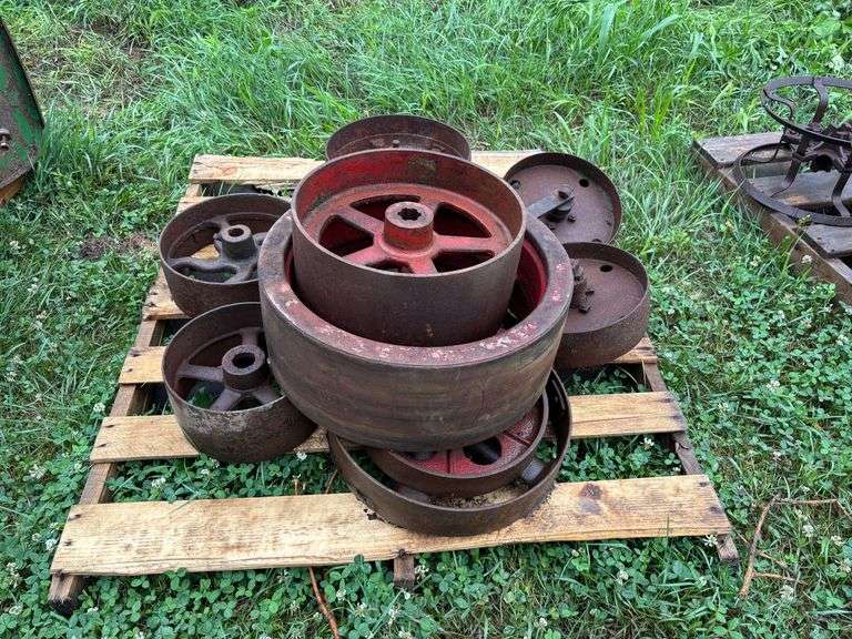 Belt Pulleys and Wheels image