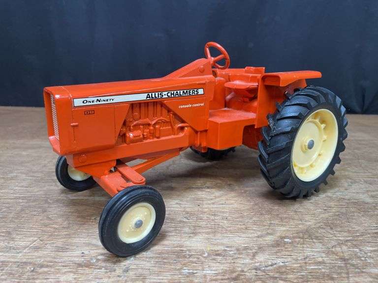 1/16 AC 190XT Ertl image