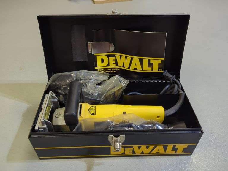 DeWalt DW682 - Plate Joiner image