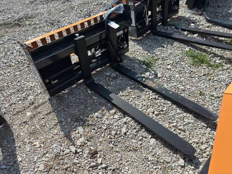 Hydrualic Skid Steer Fork Attachment image