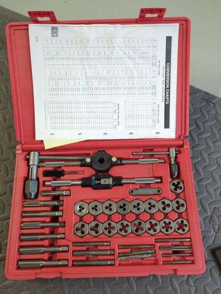 Tap and Die Set image