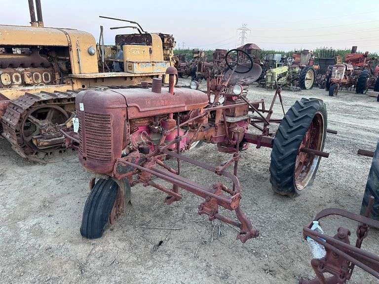 Farmall C image