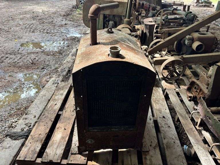 Stationary Engine image