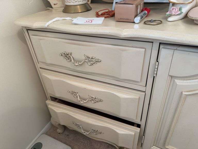 White Vintage Dresser