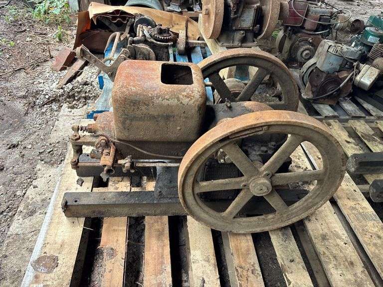 John Deere Model E 3 HP Engine image