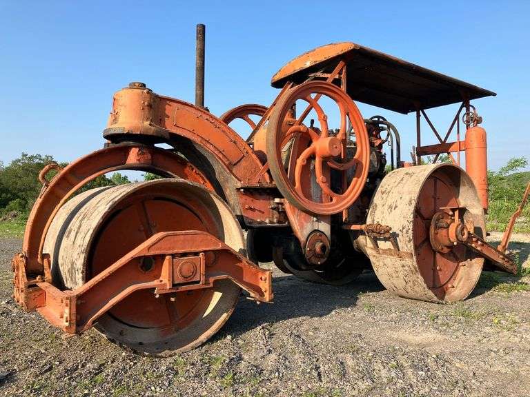 Aveling 15-ton Diesel Roller image