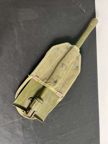 US Wood M-1943 Folding Shovel w/Carrier image