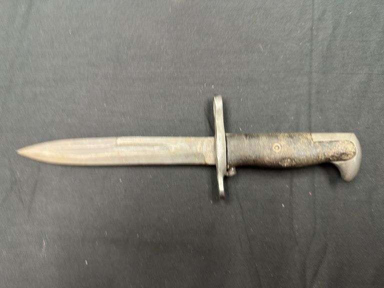 US Korea/Vietnam Modified Bayonet with Scabbard