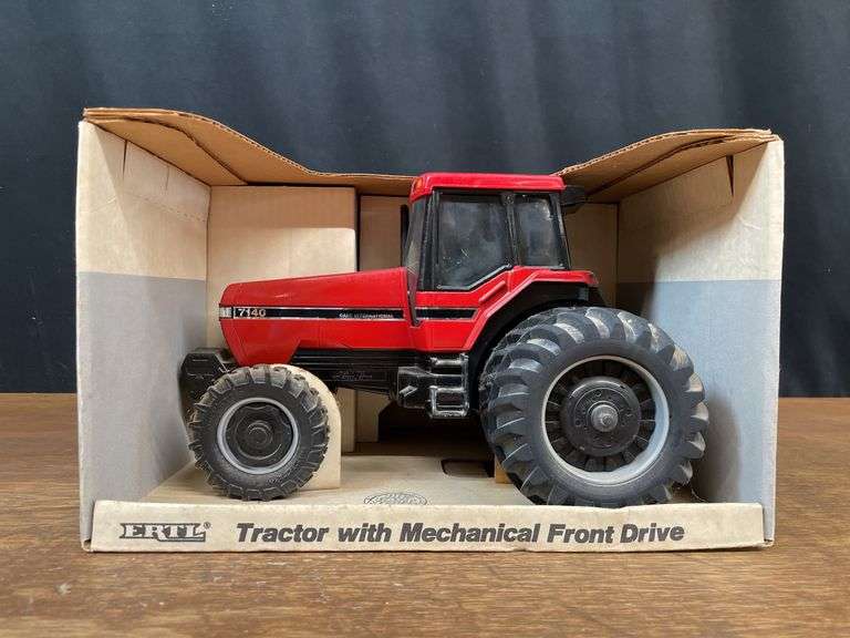1/16 Case-IH Magnum 7140 Special Edition NIB Ertl image