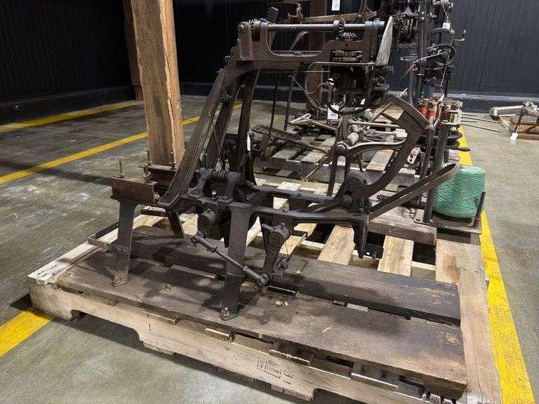 Industrial Guillotine Paper Cutter image