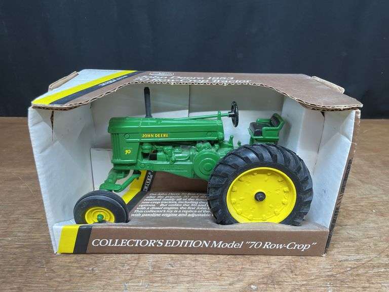 1/16 John Deere 70 Collector NIB Ertl image