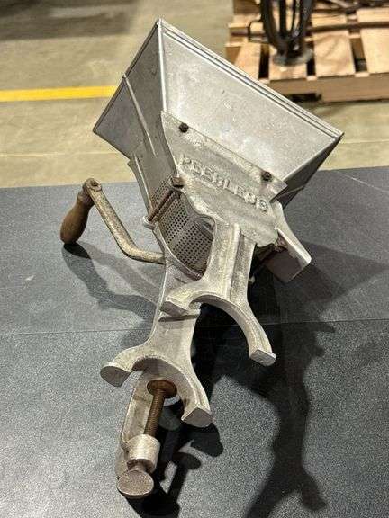 Peerless Manual Food Mill Grinder image