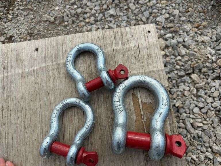 (3) Pins and Clevis image