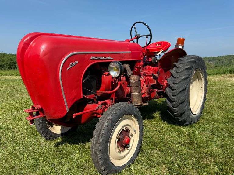 Porsche 2cyl vineyard image