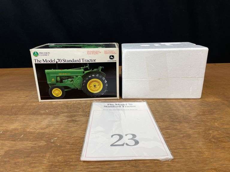 1/16 John Deere 70 Precision NIB Ertl image