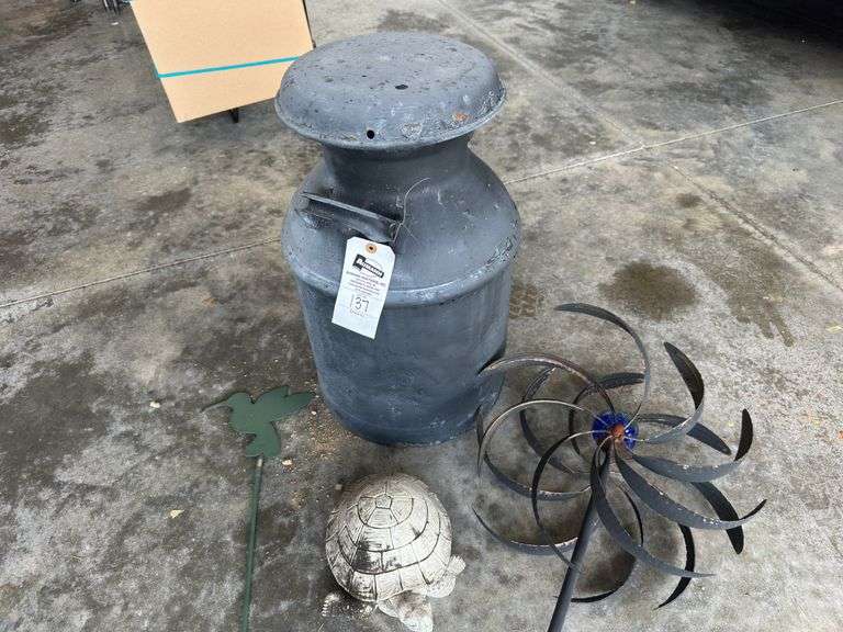 Yard/Lawn Decor image
