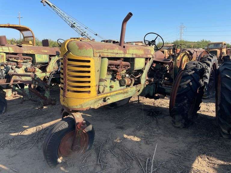Oliver 77 Parts Tractor image
