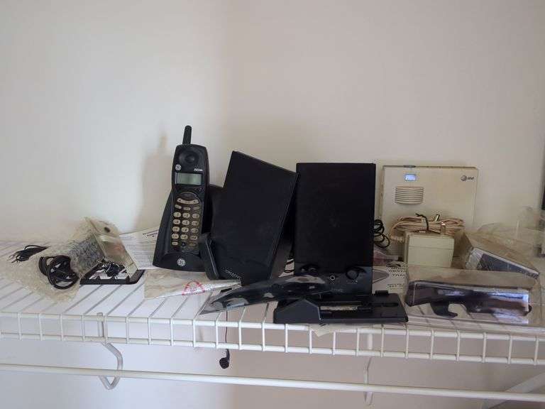 Closet Lot - Electrics/Wires and Cables