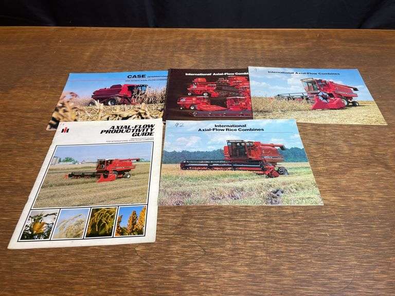 (5) IH + Case-IH Combine Sales Literature image