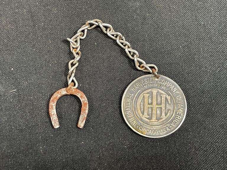 IHC Good Luck Charm + Horseshoe image